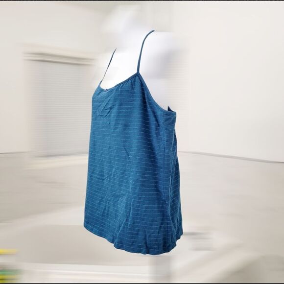 2/$20 Joe Fresh Blue Yoga Tank Top Size: XL - Picture 2 of 6